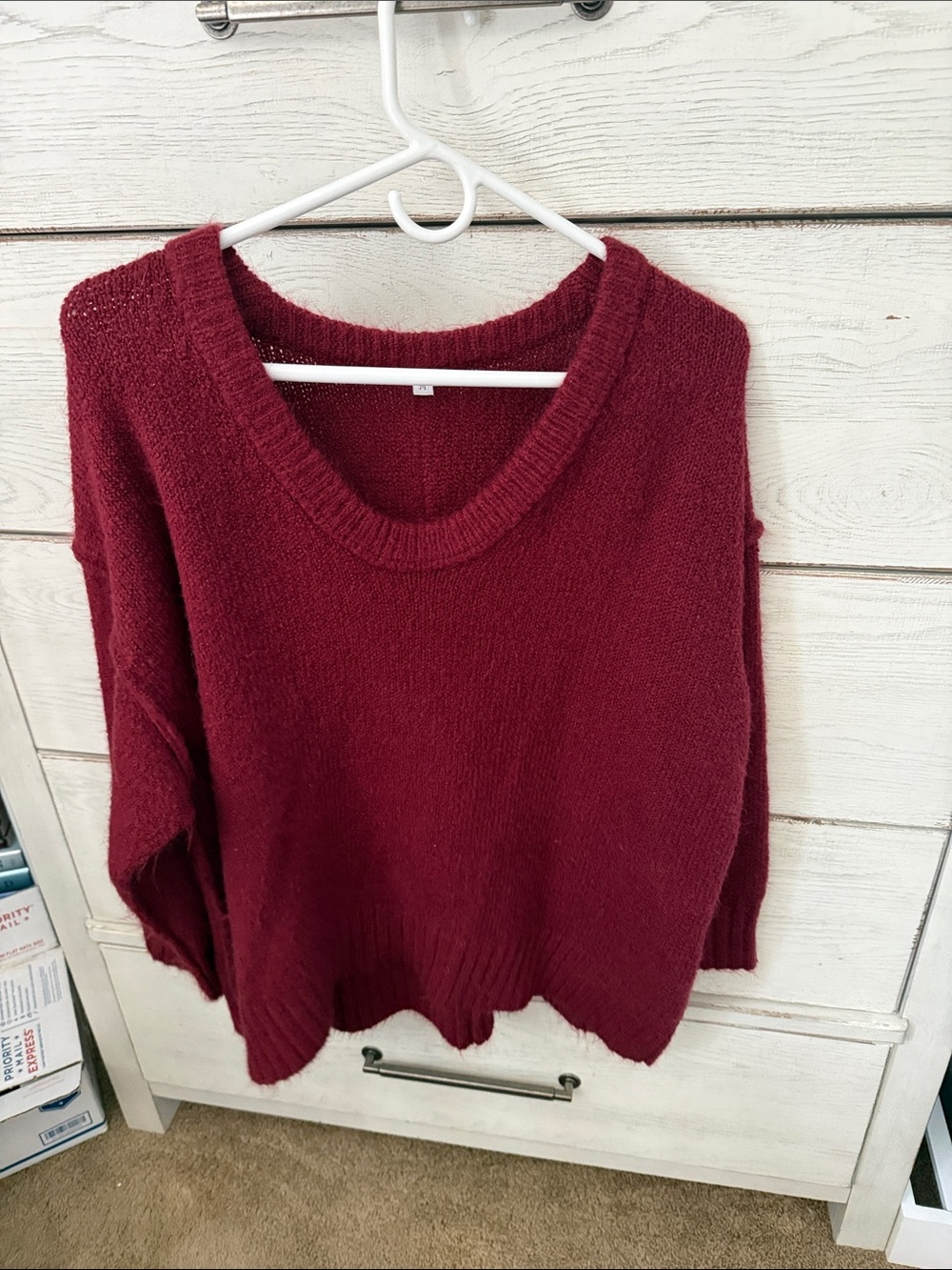 Women's Cozy V-Neck Sweater - Burgundy